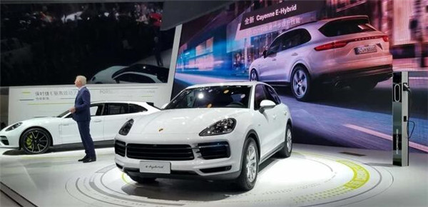 {體育投注}(保时捷排行榜前十名)