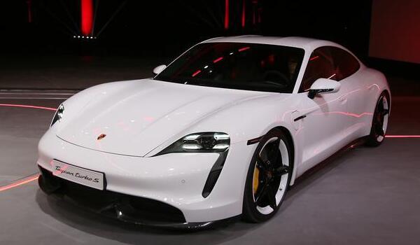 {體育投注}(保时捷排行榜前十名)