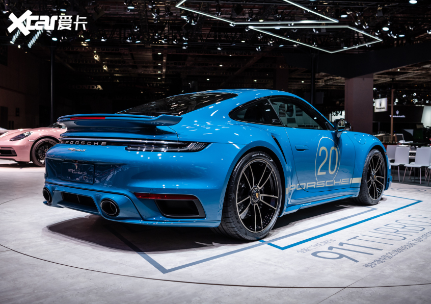 {體育投注}(保时捷911中国20周年限量)