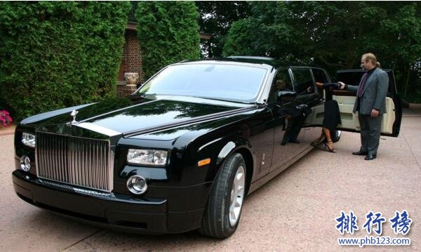 {賭馬}(一辆劳斯莱斯银魅多少钱)