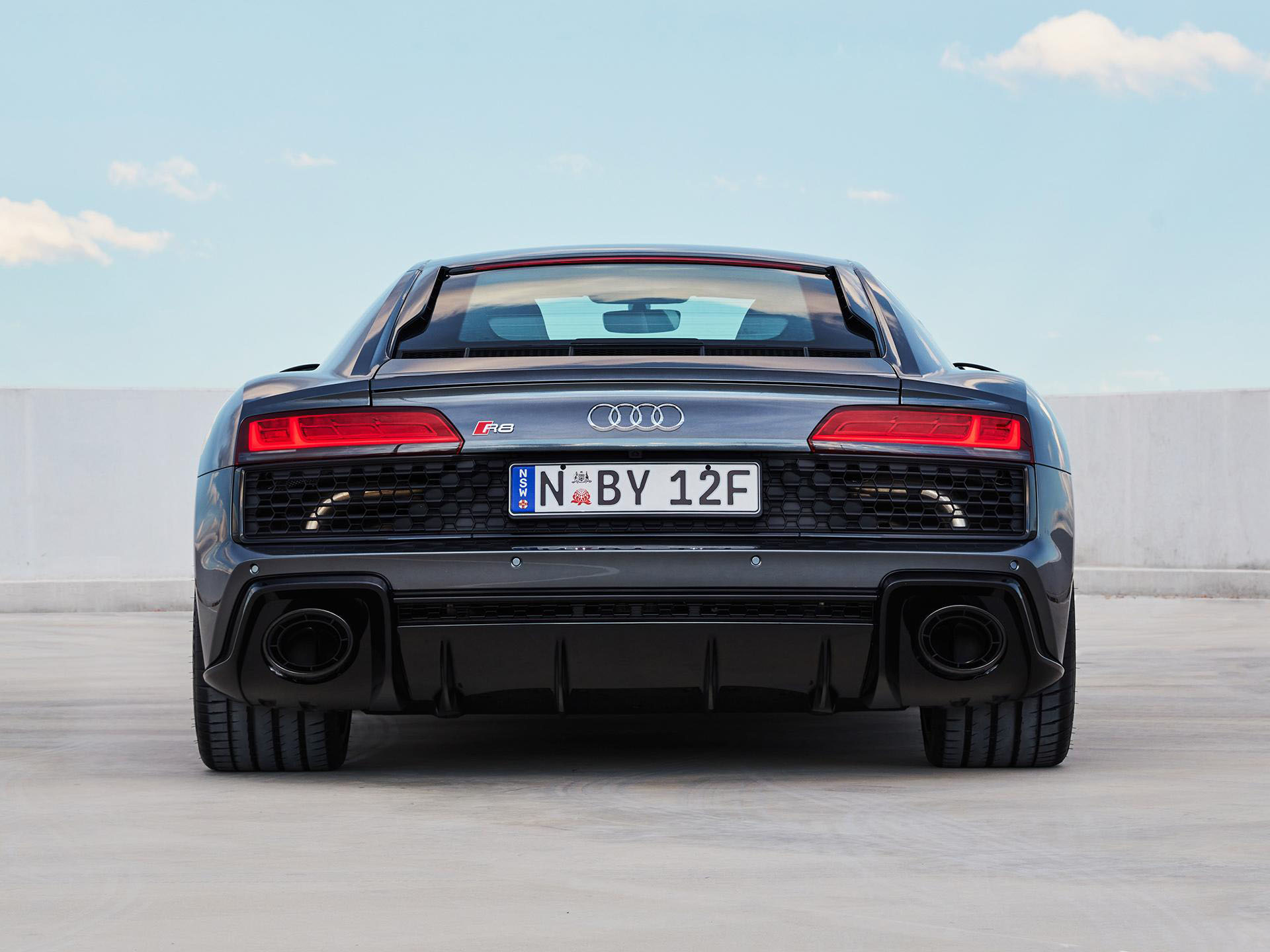 {happy777娛樂}(奥迪r8汽车文案)